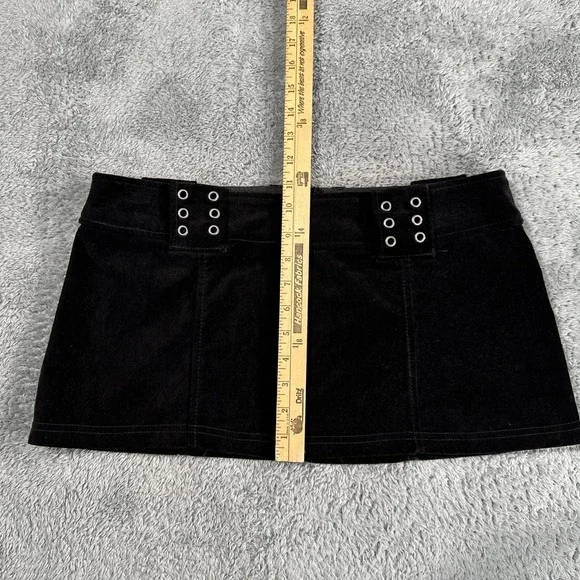 Vintage Y2K Lip Service Black Mini Skirt Gothic Fetish Medium Witchy USA Grunge - Picture 7 of 13